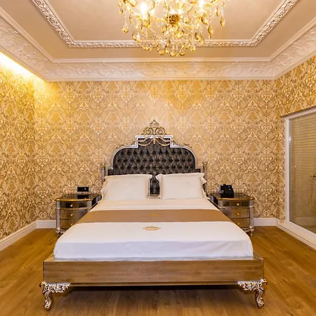 King & Queen Palace Hotel