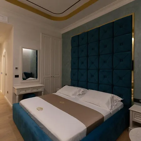 Hotel King & Queen Palace